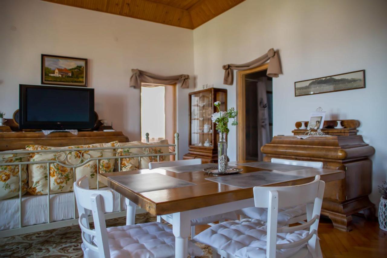 Bacchus Apartman - Borbarlang, Badacsony Badacsonytomaj Zewnętrze zdjęcie