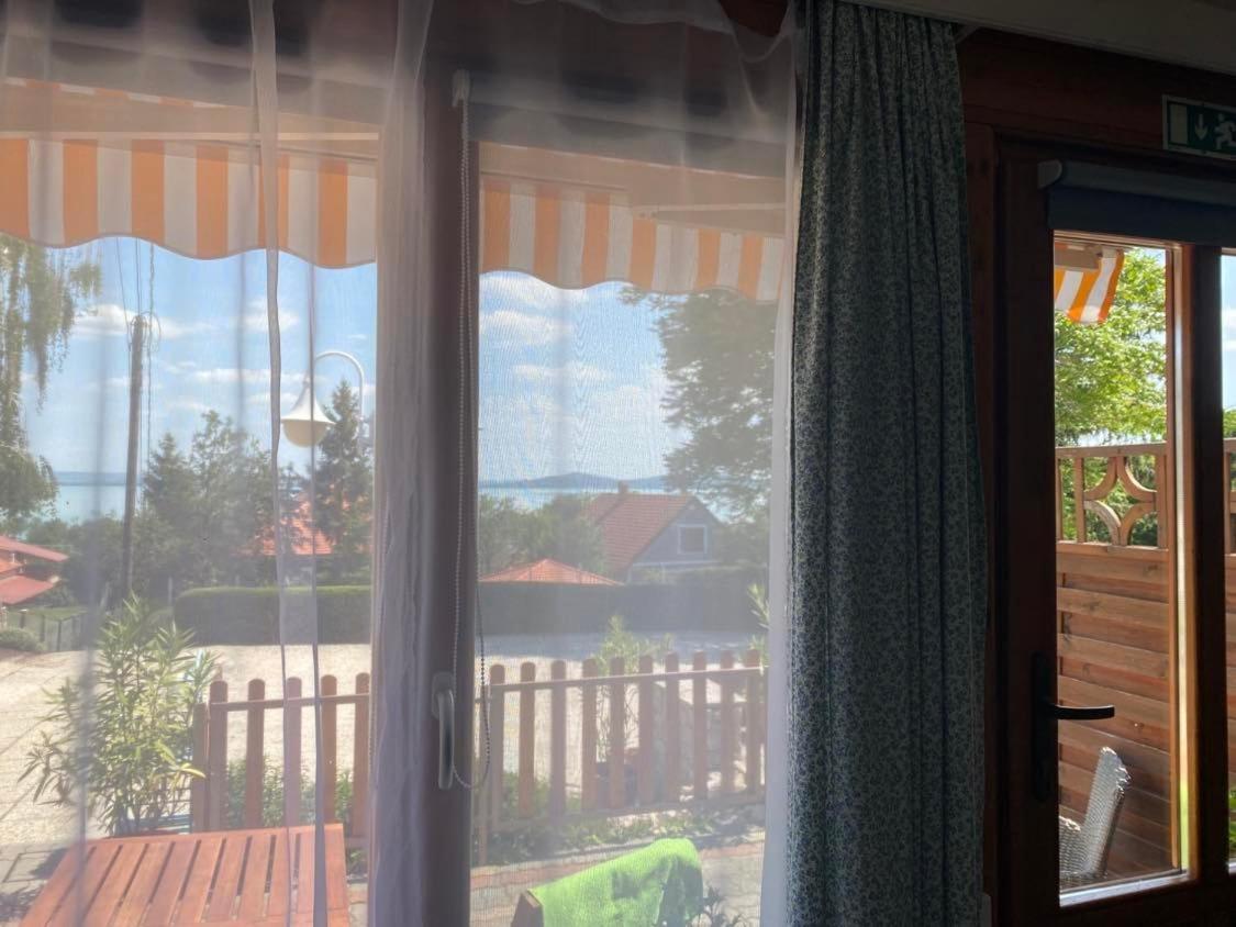 Bacchus Apartman - Borbarlang, Badacsony Badacsonytomaj Zewnętrze zdjęcie