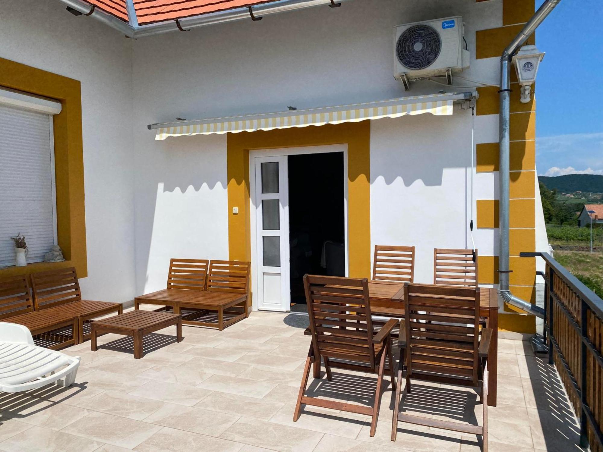 Bacchus Apartman - Borbarlang, Badacsony Badacsonytomaj Zewnętrze zdjęcie