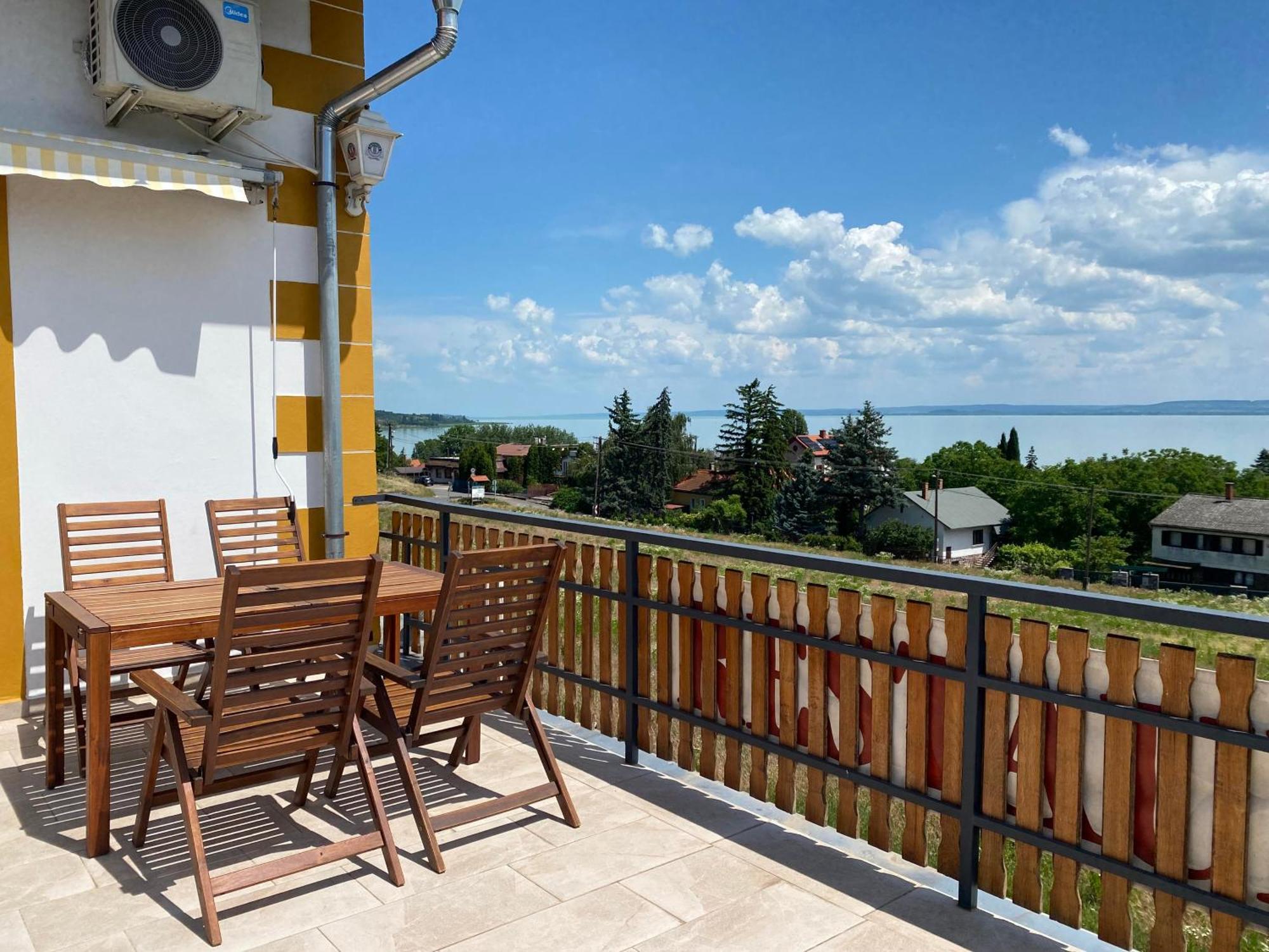 Bacchus Apartman - Borbarlang, Badacsony Badacsonytomaj Zewnętrze zdjęcie